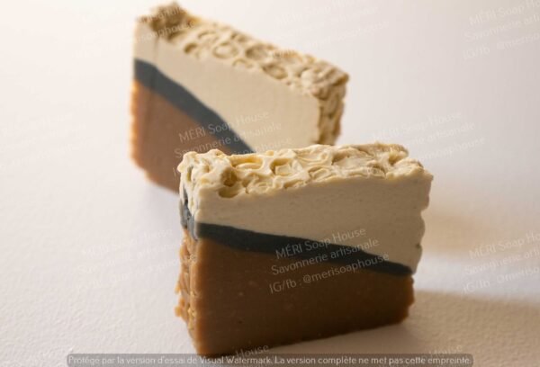 savon curcuma et cire d'abeille